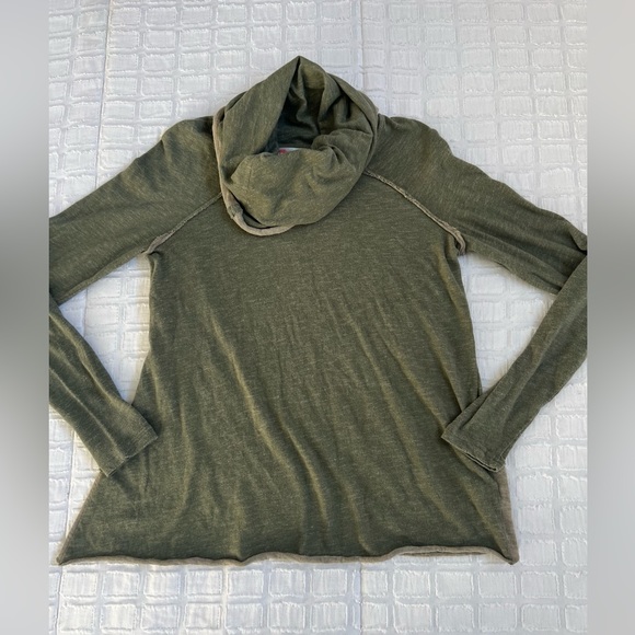 Free People Sweaters - FP Free People Beach Cocoon Cowl Neck Turtleneck Olive Green Pullover XS/S